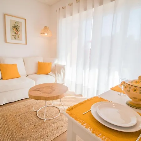 188 - Buganvilia - Pool And Balcony Cascais