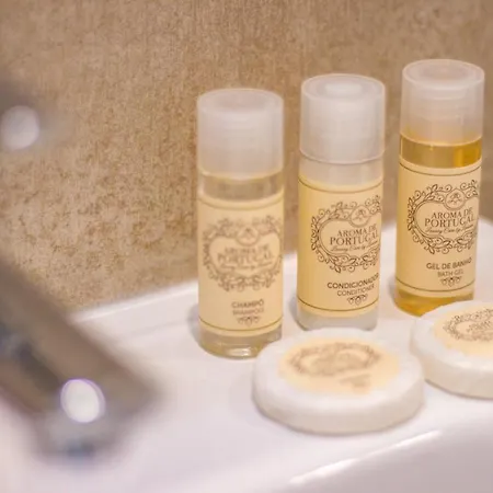 188 - Buganvilia - Pool And Balcony * Cascais